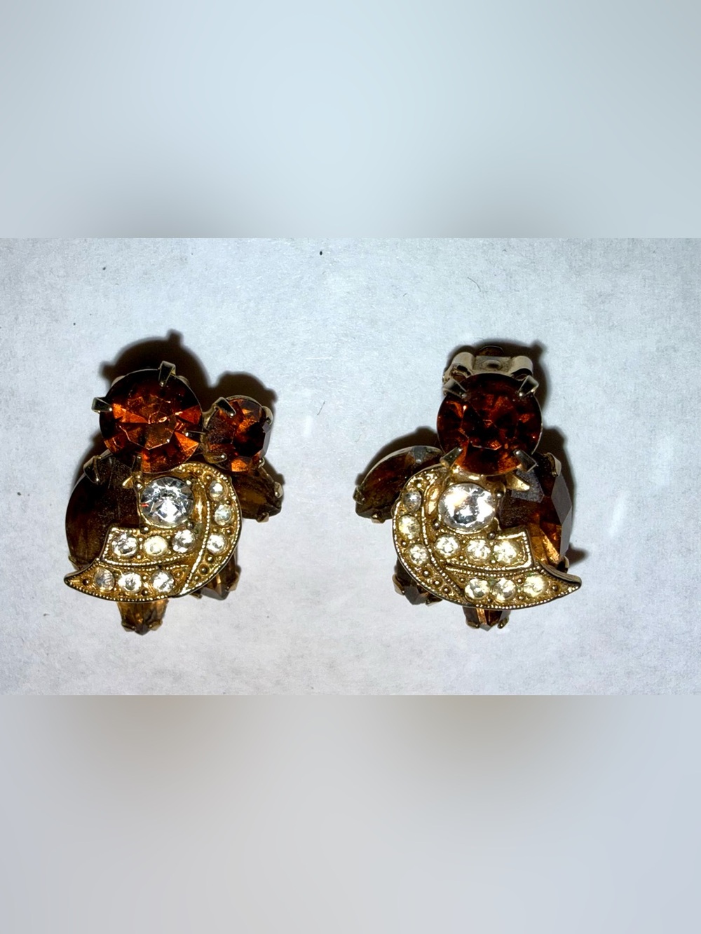 Rare Vintage 1950 Precision Cut Amber Austrian Crystal Weiss Clip Earrings